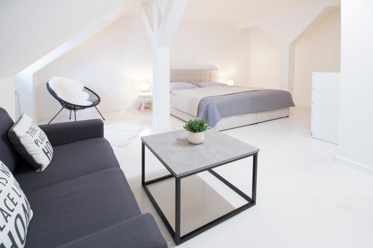 Ferienwohnung U Zlate Hvezdy Apartman Jungmann Litoměřice Exterior foto